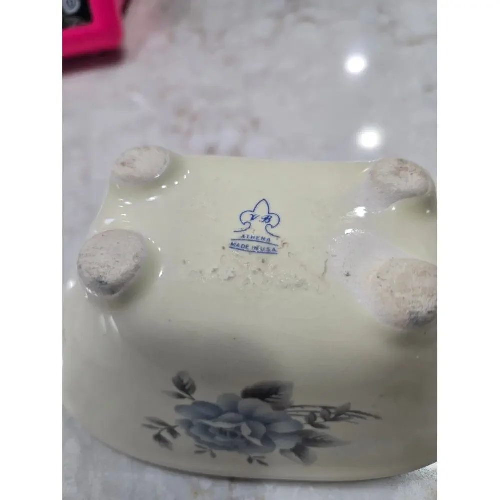 Athena Cream Ceramic Soap Dish with Blue Rose Pattern
